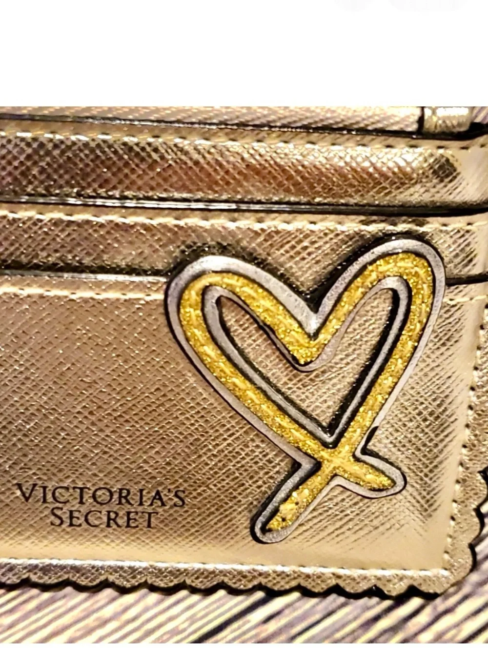 Victoria's Secret Gold Metallic Cardholder, Wallet and Heart Keychain EUC - Picture 3 of 10